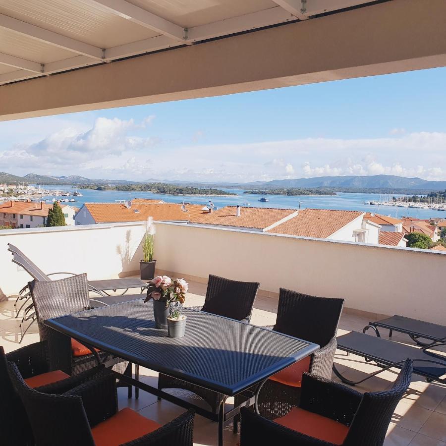 מורטר Apartments Marti מראה חיצוני תמונה