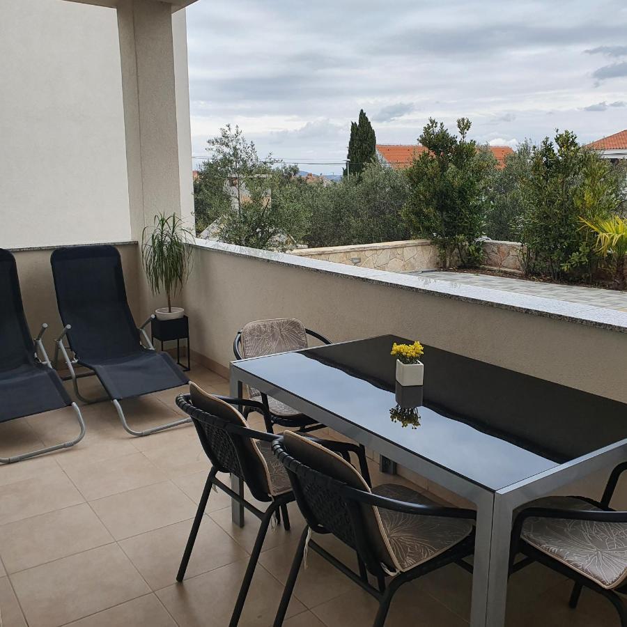 מורטר Apartments Marti מראה חיצוני תמונה