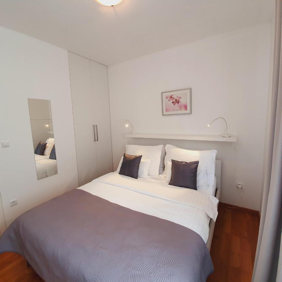 מורטר Apartments Marti מראה חיצוני תמונה