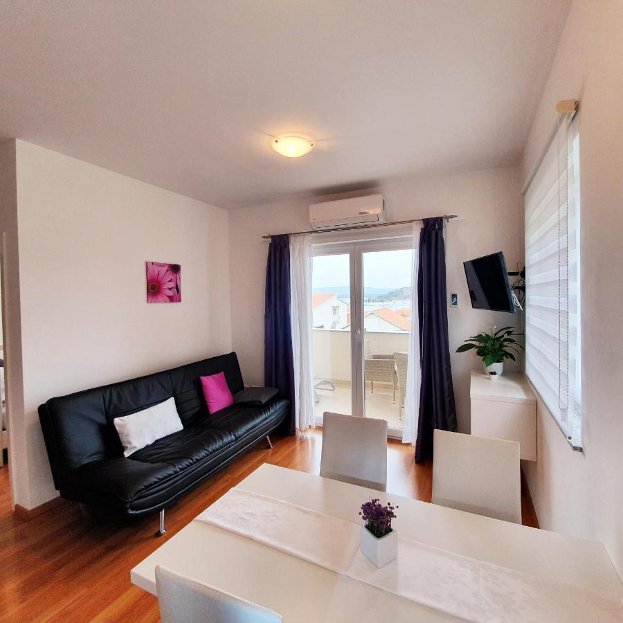 מורטר Apartments Marti מראה חיצוני תמונה