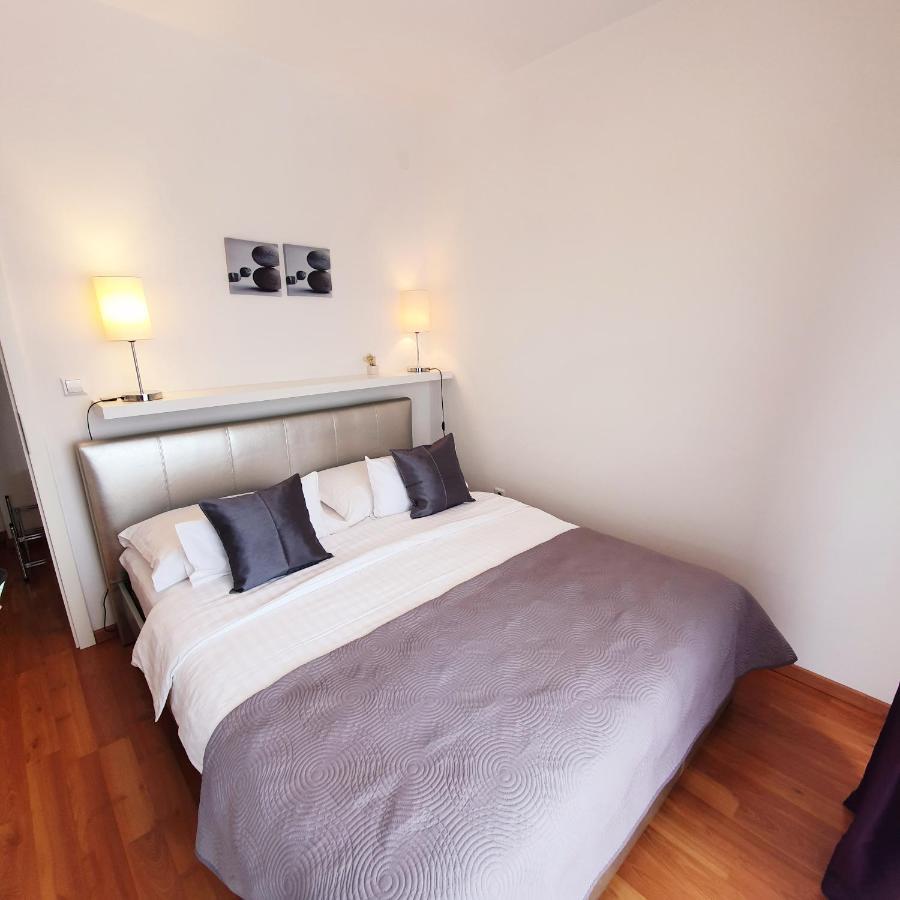 מורטר Apartments Marti מראה חיצוני תמונה