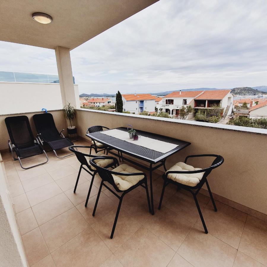 מורטר Apartments Marti מראה חיצוני תמונה