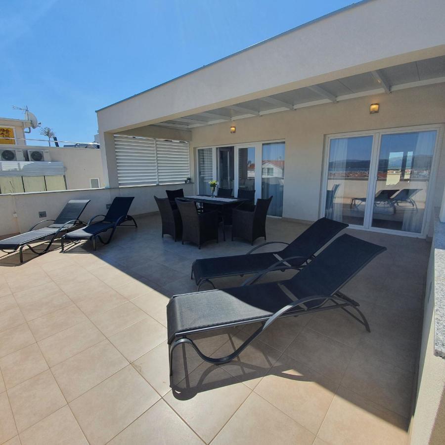 מורטר Apartments Marti מראה חיצוני תמונה