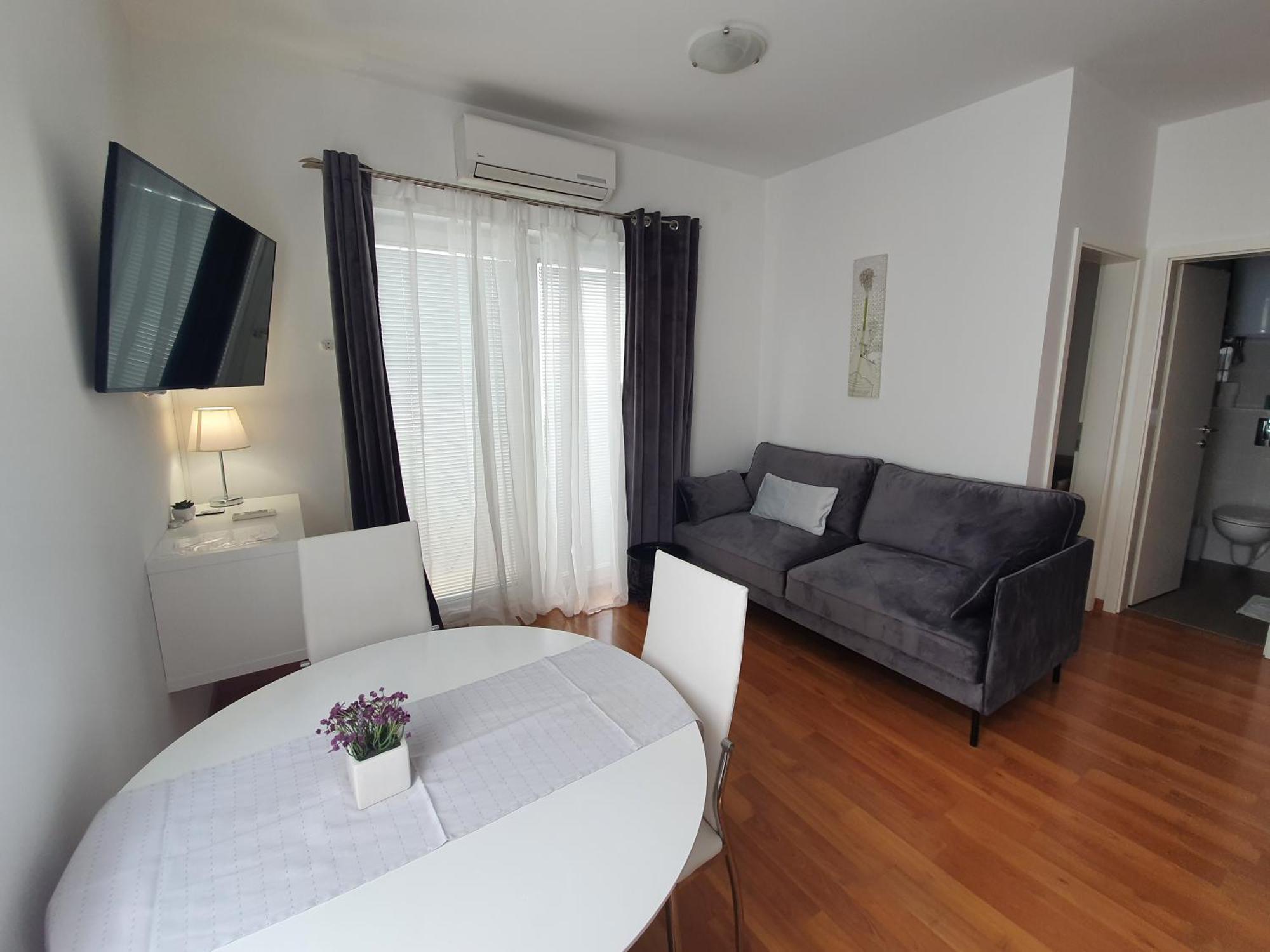 מורטר Apartments Marti מראה חיצוני תמונה