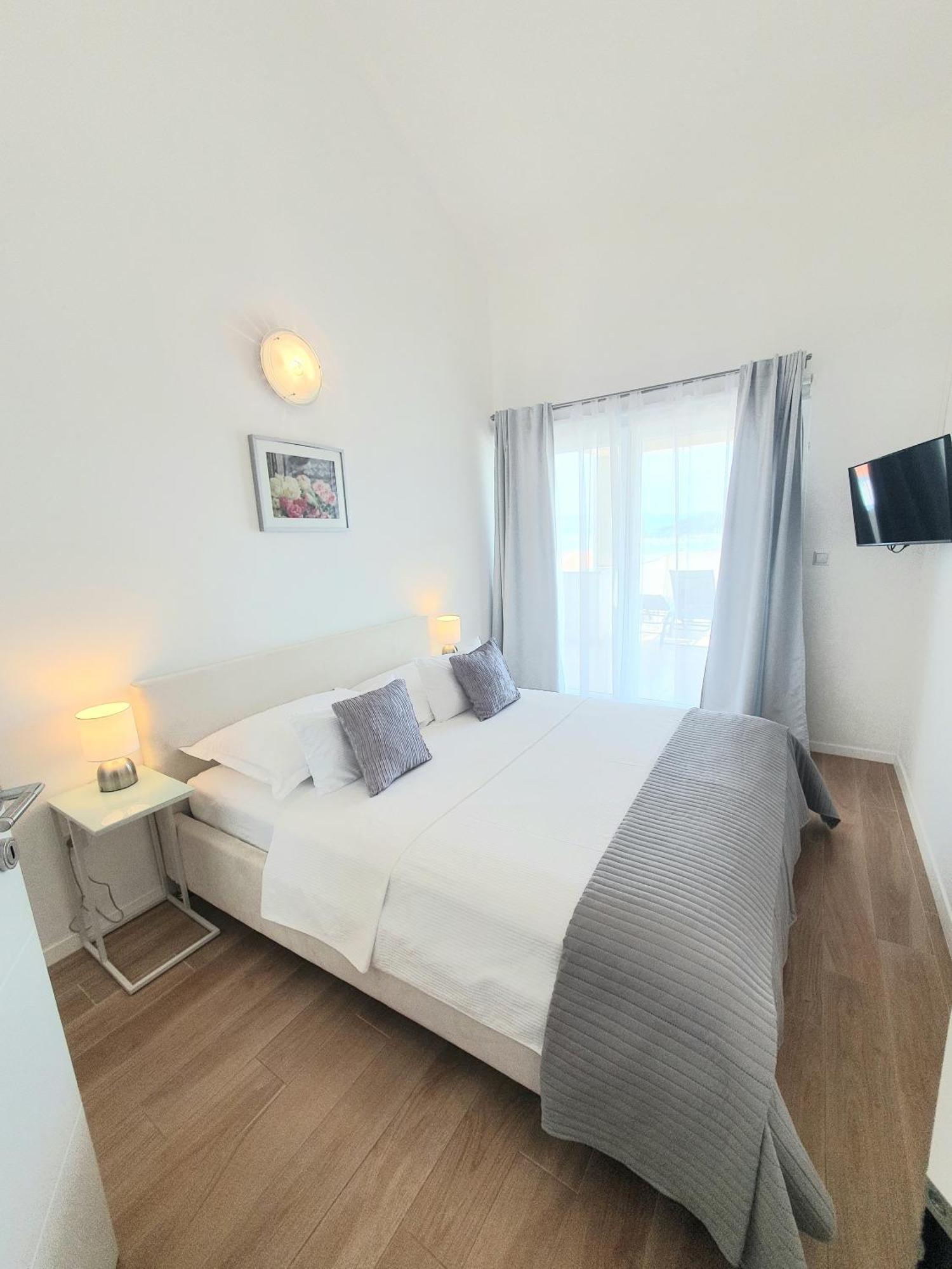 מורטר Apartments Marti מראה חיצוני תמונה