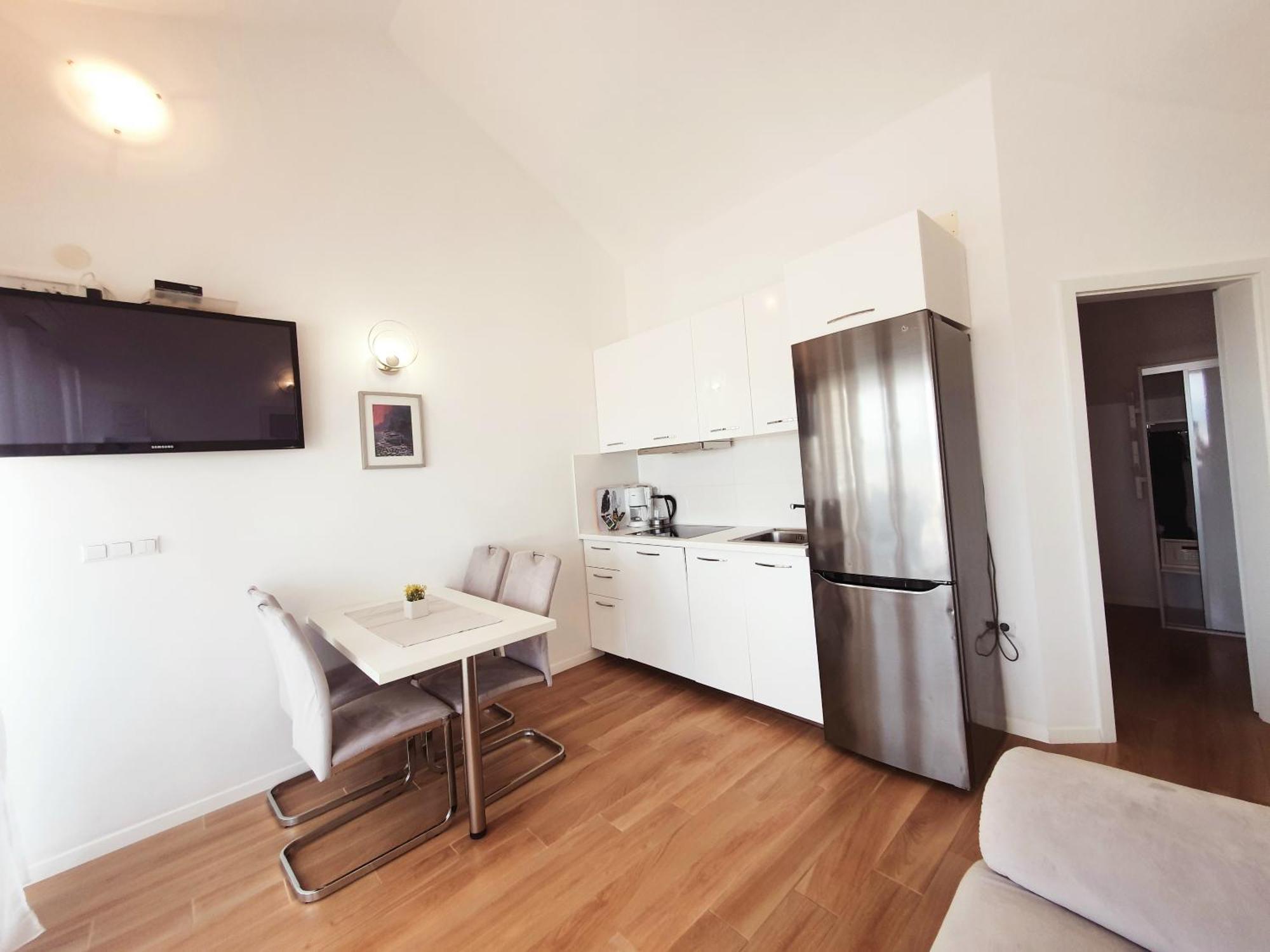 מורטר Apartments Marti מראה חיצוני תמונה