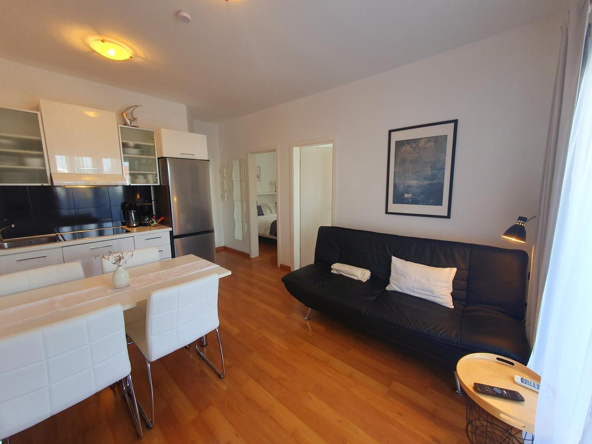 מורטר Apartments Marti מראה חיצוני תמונה